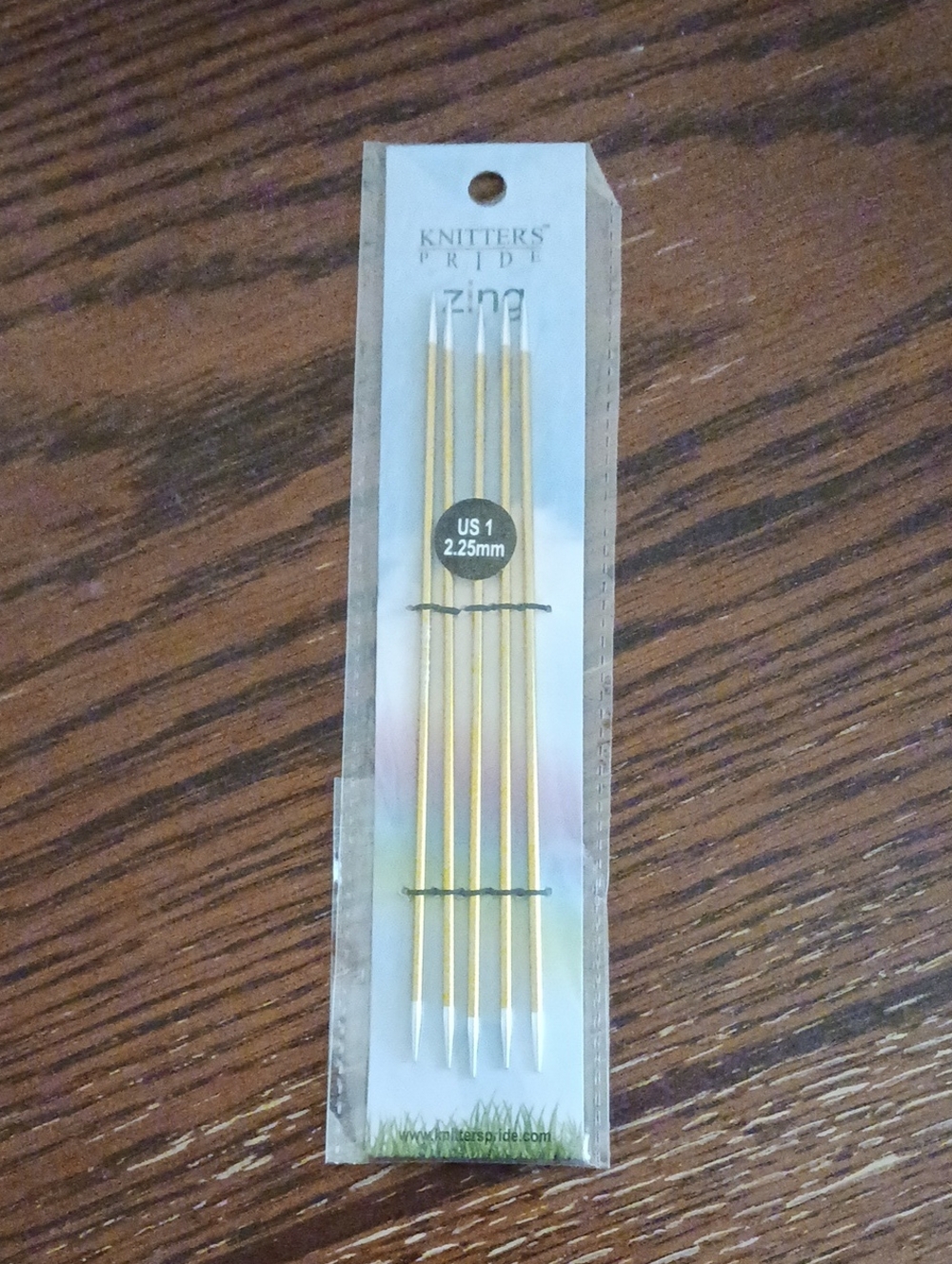 Knitters Pride Zing Double Point Needles Sz 2.25/ US 1